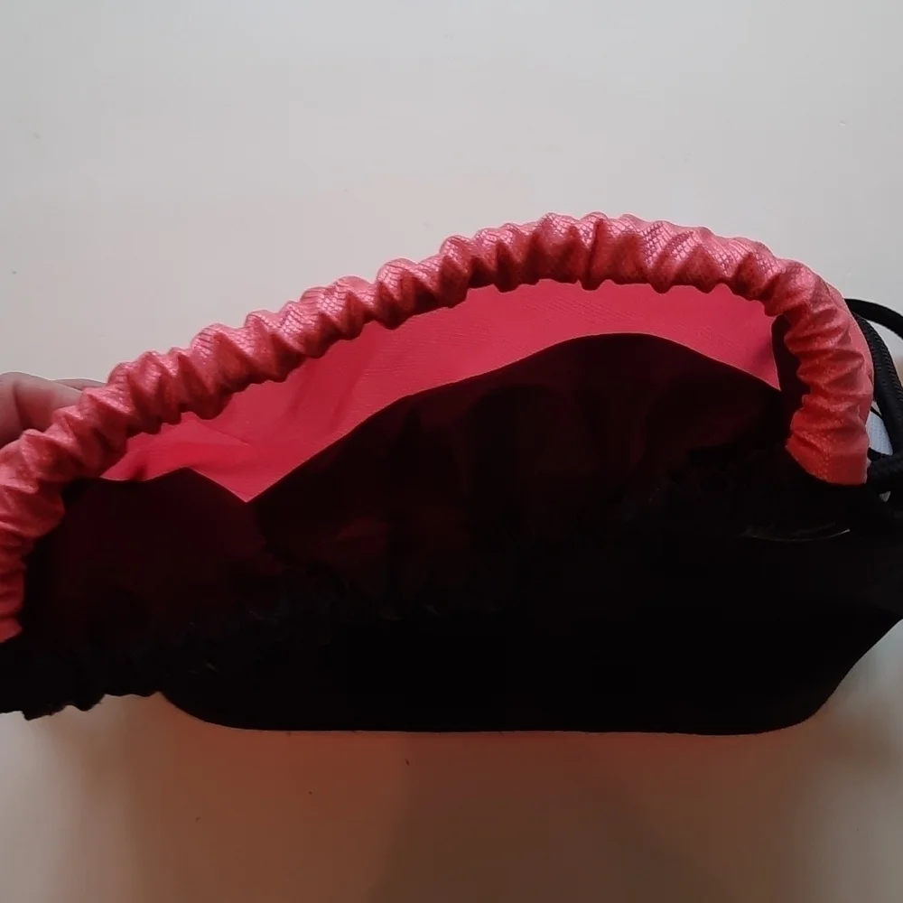 Adidas black pink slingback backpack - Picture 5 of 10